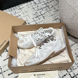 Miu Miu x New Balance Co - branded White Sneakers, New Fashion & Sports Favorite